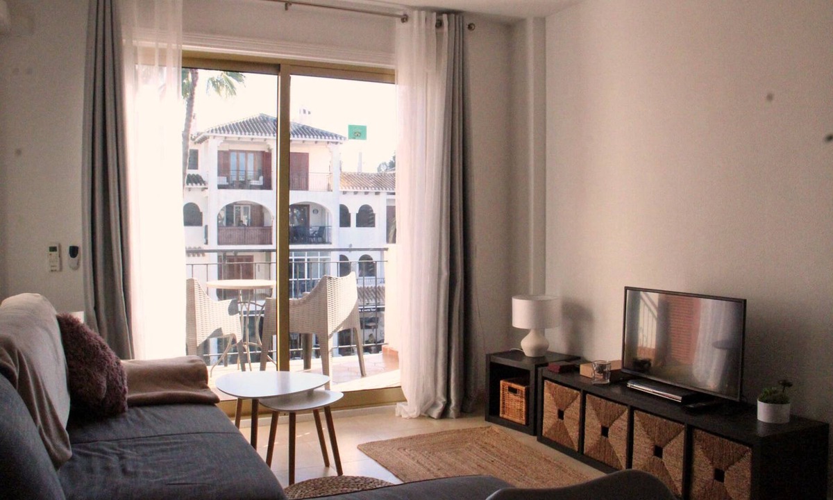 Orihuela Costa Apartment | 1 Bed Apt on Villamartin Plaza, Views Inside The Plaza!