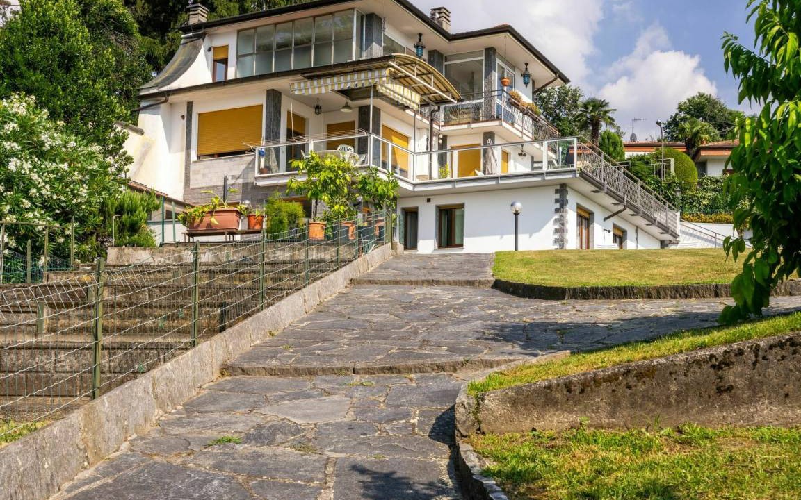 Porto Valtravaglia Apartment | 100 m² Apartment ∙ 2 bedrooms ∙ 5 guests