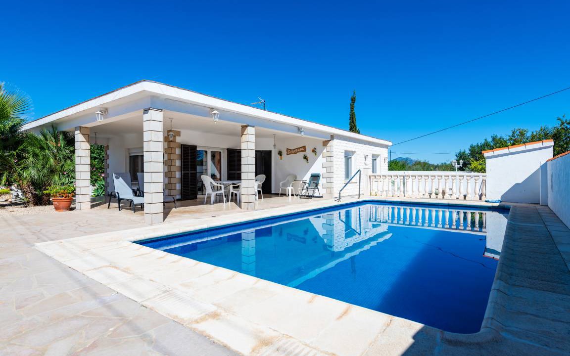 Vinaros House | 110 m² House ∙ 3 bedrooms ∙ 6 guests
