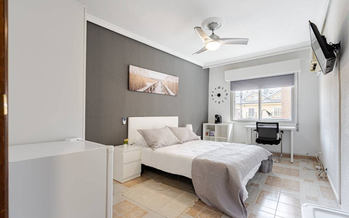 Alcala de Henares Resort | 110 m² Private room ∙ 1 bedroom ∙ 1 guest