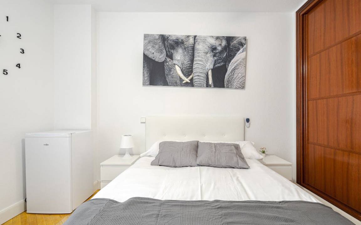 Alcala de Henares Resort | 110 m² Private room ∙ 1 bedroom ∙ 1 guest