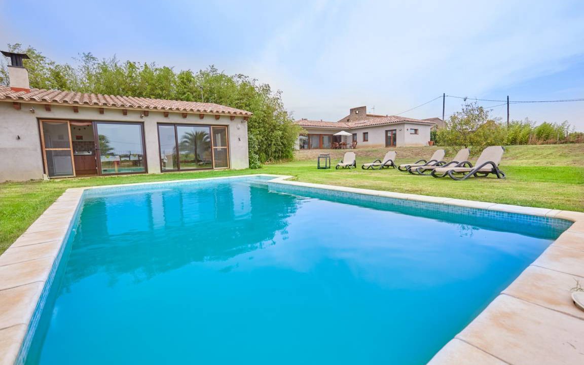Pals House | 115 m² House ∙ 3 bedrooms ∙ 7 guests