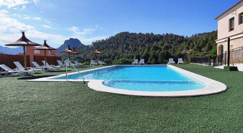 Elche De La Sierra House | 120 m² House ∙ 3 bedrooms ∙ 8 guests
