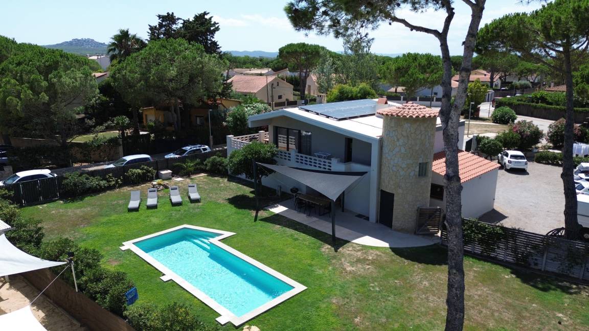 Mas Pinell Villa | 120 m² Villa ∙ 3 bedrooms ∙ 6 guests