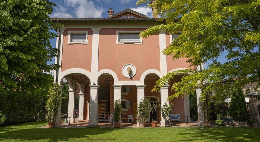 Buon Pastore-Sant'Agnese-San Damaso Bed & Breakfast | 125 m² Bed and breakfast ∙ 10 guests