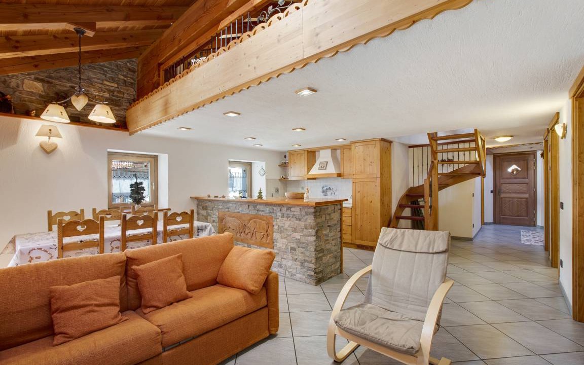 La Salle Ski Chalet | 130 m² Chalet ∙ 3 bedrooms ∙ 6 guests