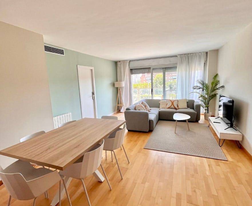 Eixample Resort | 130 m² Private room ∙ 1 bedroom ∙ 1 guest