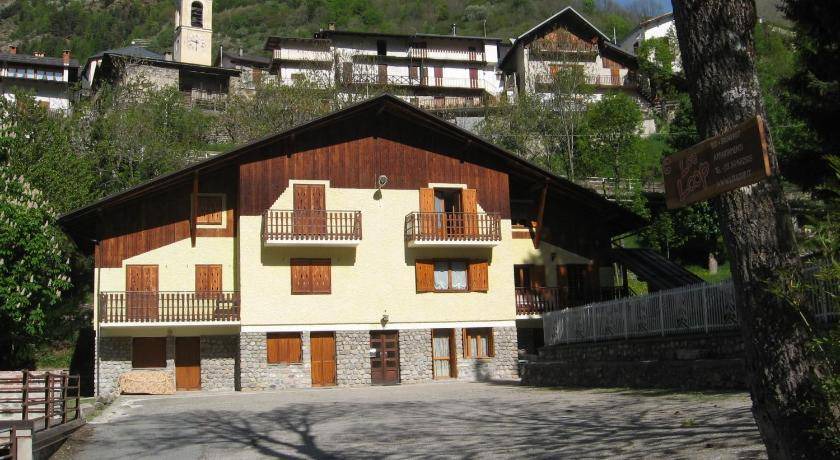 Vinadio Bed & Breakfast | 15 m² Bed and breakfast ∙ 4 guests