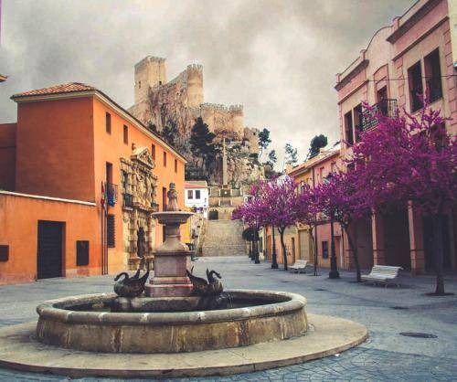 Almansa House | 150 m² House ∙ 3 bedrooms ∙ 5 guests