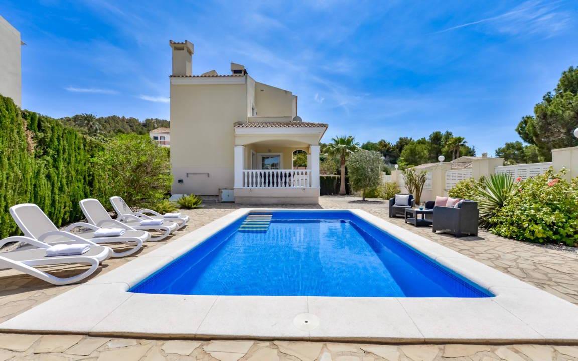 La Empedrola Villa | 150 m² Villa ∙ 3 bedrooms ∙ 6 guests