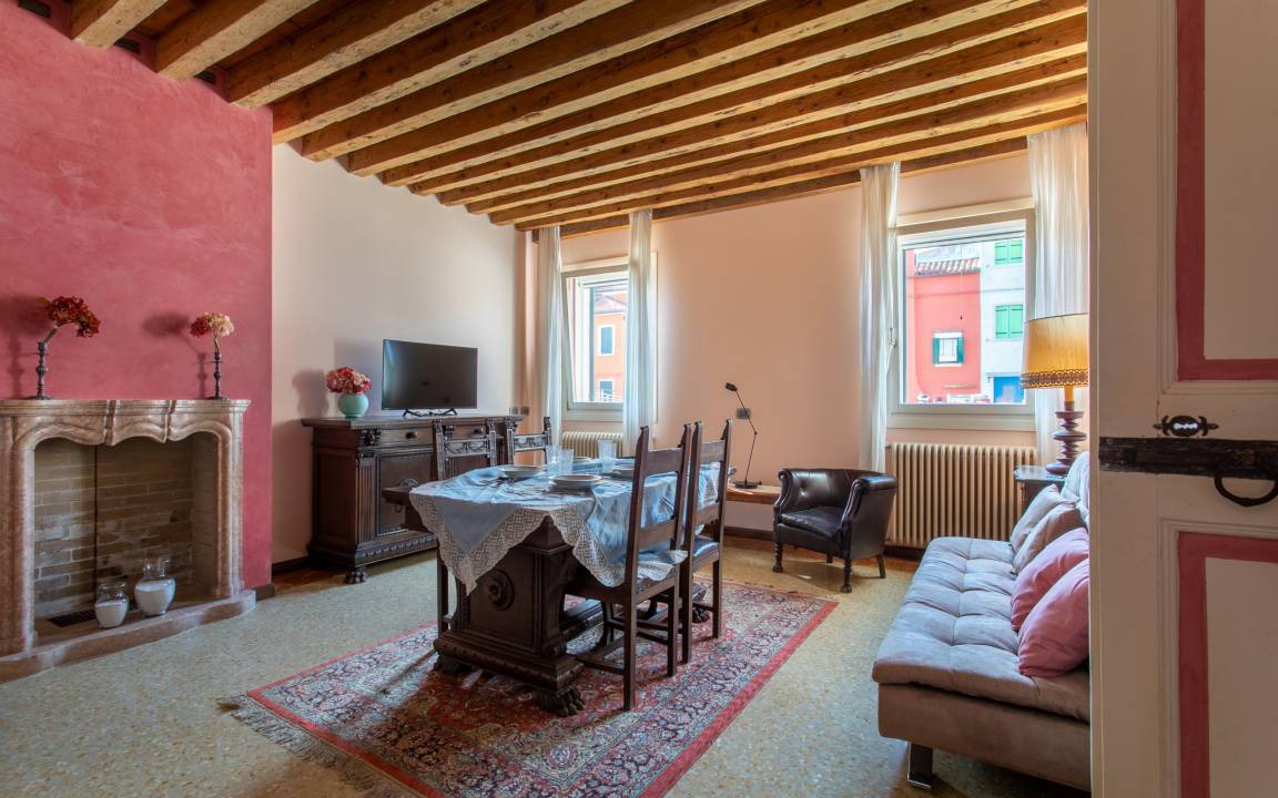 Burano Apartment | 160 m² Apartment ∙ 2 bedrooms ∙ 4 guests