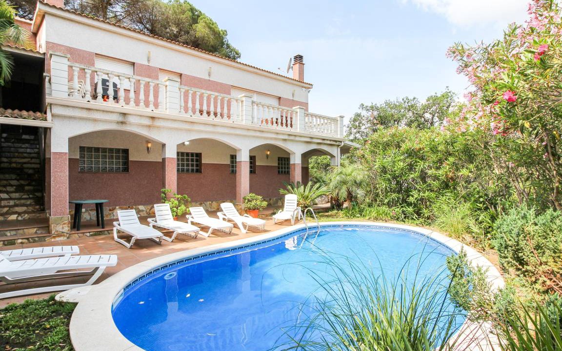 Lloret de Mar House | 180 m² House ∙ 3 bedrooms ∙ 10 guests