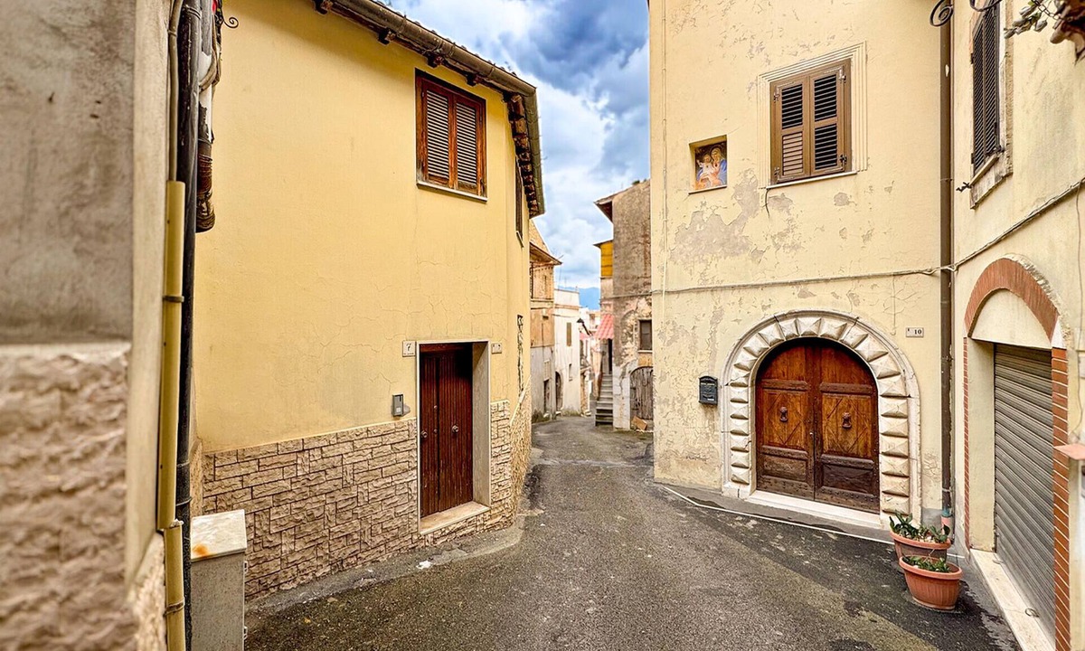 Priverno House | 2 bedroom lovely home in Priverno
