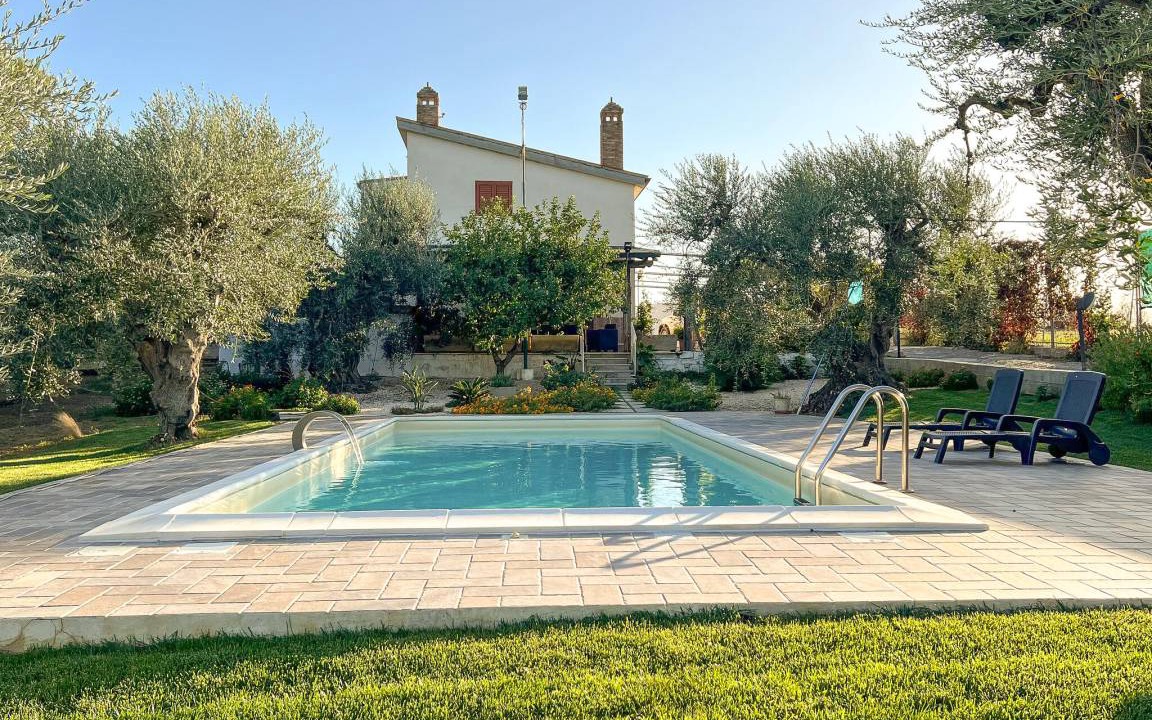 Pisticci House | 200 m² House ∙ 5 bedrooms ∙ 9 guests
