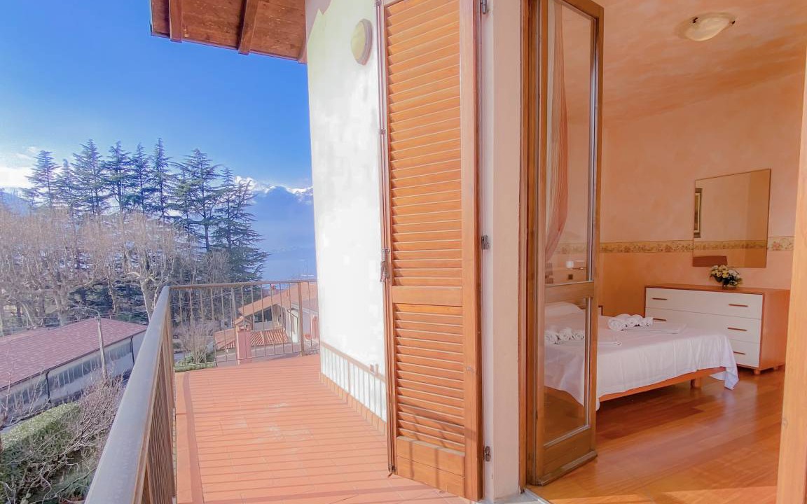 Lierna Villa | 200 m² Villa ∙ 3 bedrooms ∙ 8 guests