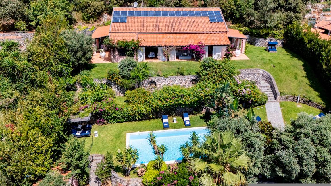 Maratea Villa | 200 m² Villa ∙ 5 bedrooms ∙ 11 guests