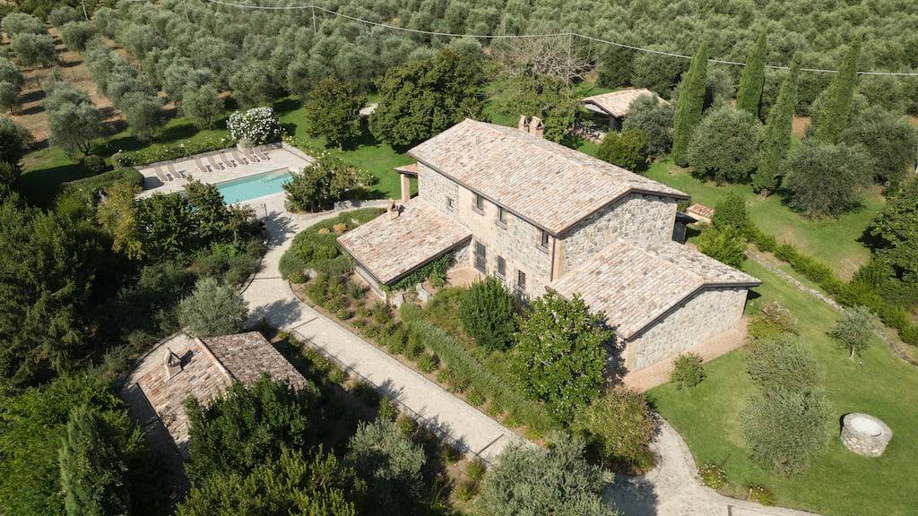 Porano Villa | 232 m² Villa ∙ 6 bedrooms ∙ 12 guests