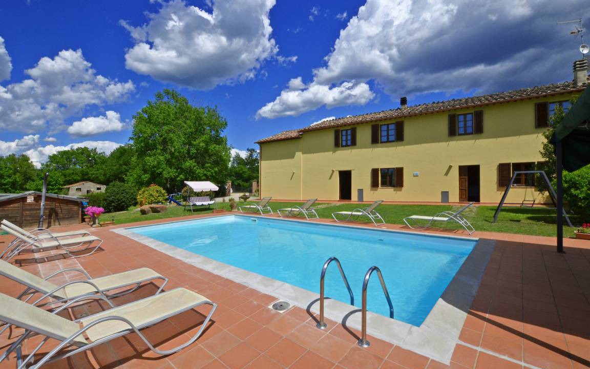 Monticiano House | 240 m² House ∙ 7 bedrooms ∙ 13 guests