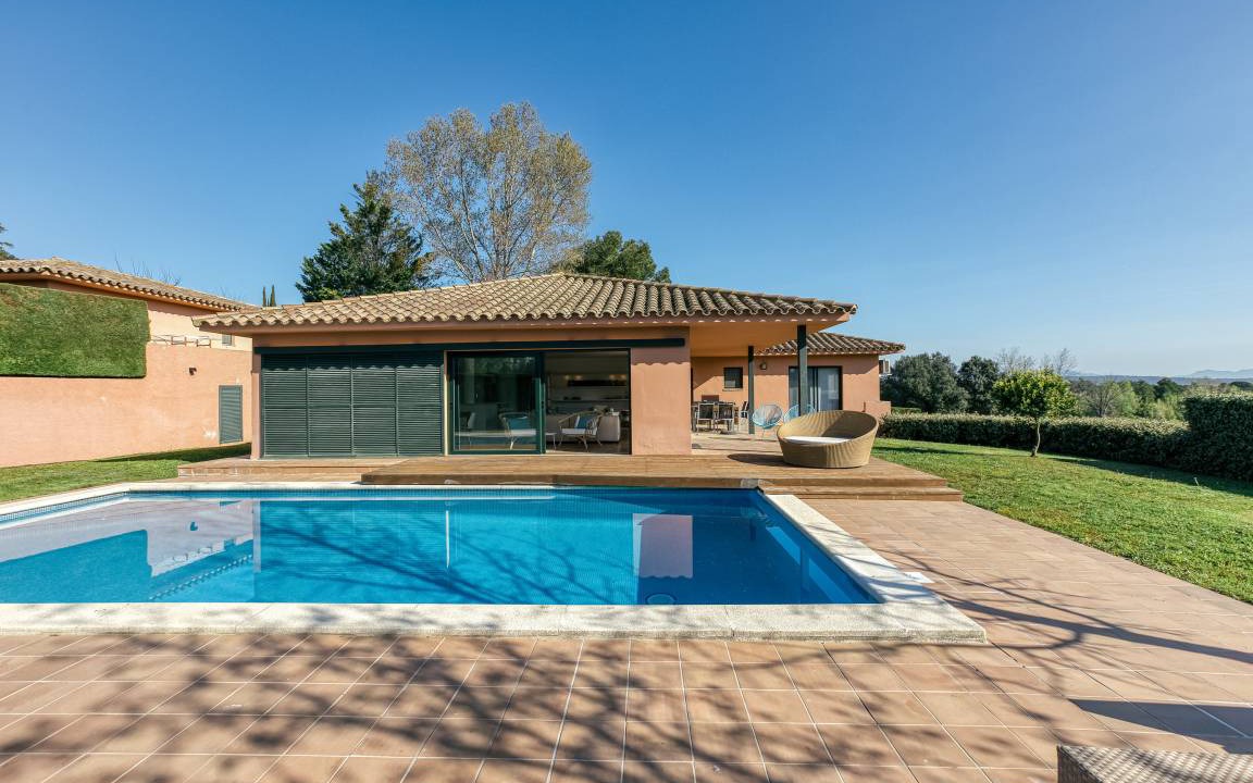 Navata Villa | 285 m² Villa ∙ 4 bedrooms ∙ 8 guests