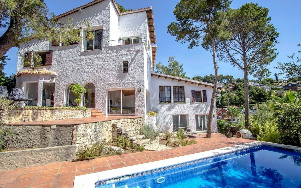 Palleja Villa | 286 m² Villa ∙ 7 bedrooms ∙ 14 guests