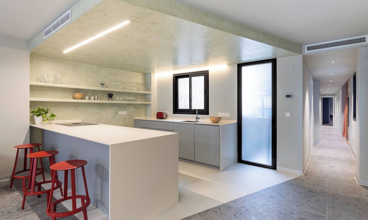 Murcia Apartment | 3-bedroom apartment in delightful Murcia with WiFi, AC