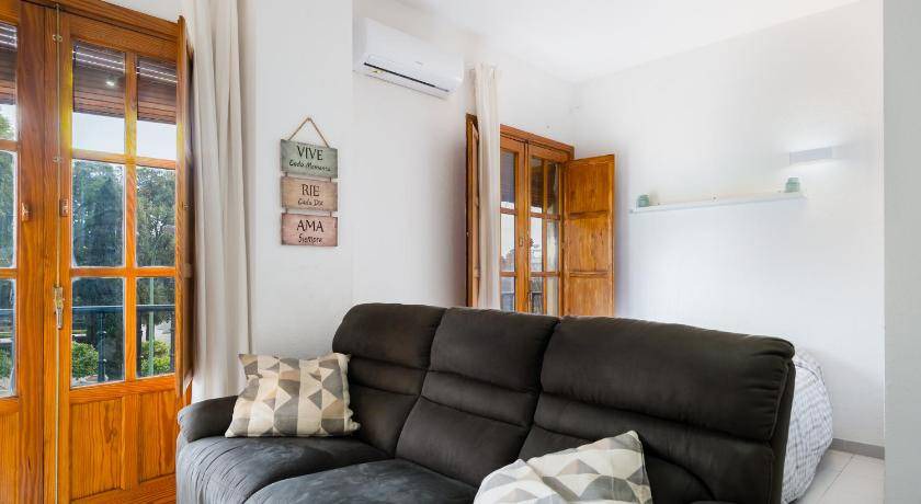 Doctor Barraquer-Grupo Renfe-Policlinico Apartment | 30 m² Apartment ∙ 1 bedroom ∙ 3 guests