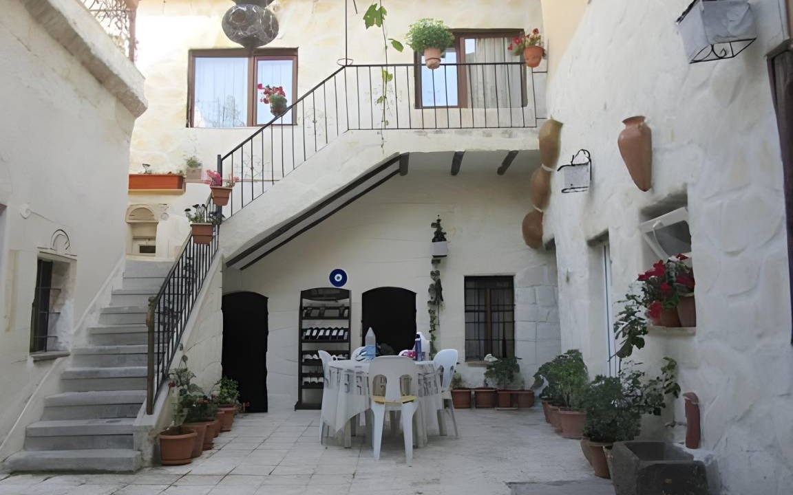 Cavusin House | 32 m² Motel ∙ 127 guests