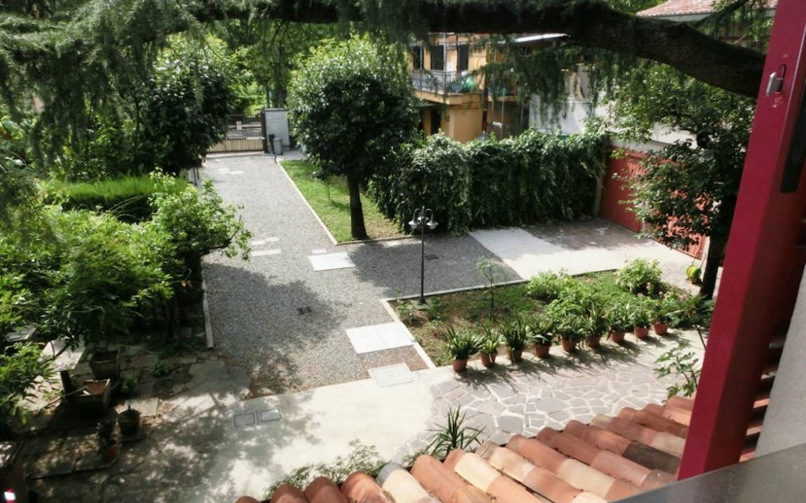Cologno Monzese Resort | 350 m² Private room ∙ 1 bedroom ∙ 1 guest