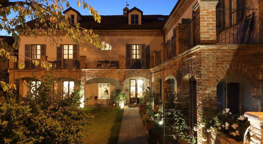 Verduno Bed & Breakfast | 38 m² Bed and breakfast ∙ 4 guests