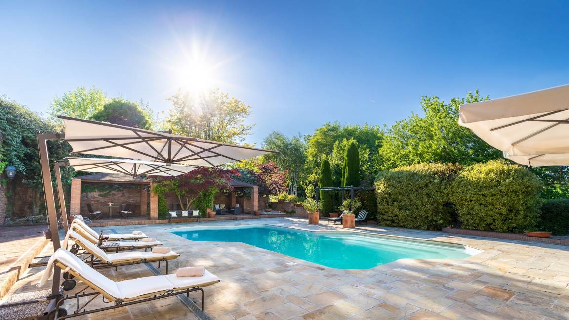 Antignano Villa | 500 m² Villa ∙ 4 bedrooms ∙ 8 guests