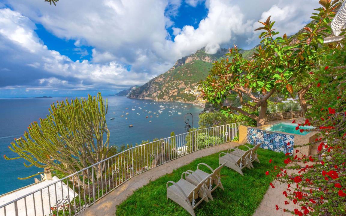Arienzo Villa | 500 m² Villa ∙ 5 bedrooms ∙ 10 guests