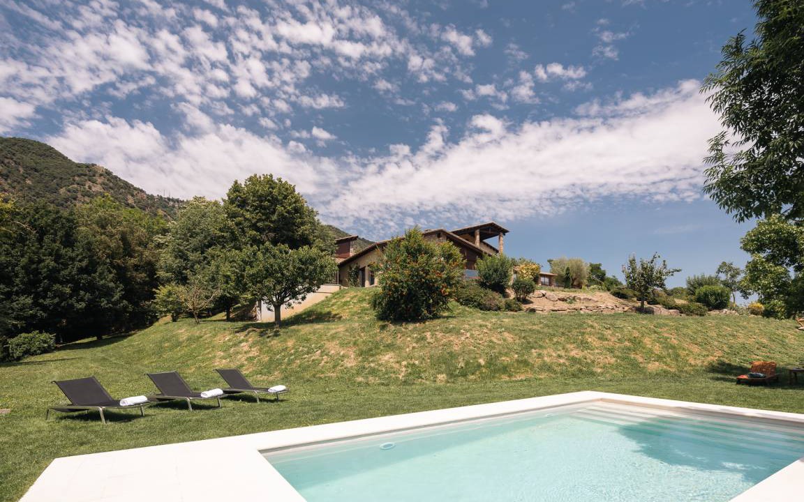 Sant Pere de Torello House | 510 m² Finca ∙ 9 bedrooms ∙ 24 guests