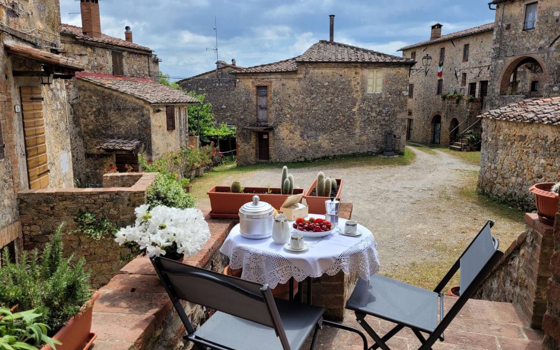 Castello di Tocchi Apartment | 55 m² Apartment ∙ 2 bedrooms ∙ 3 guests