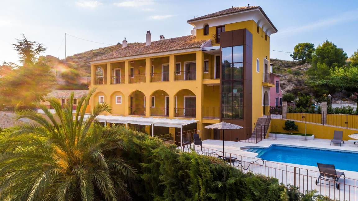 Mula Hotel | 67 m² Hotel ∙ 3 bedrooms ∙ 10 guests