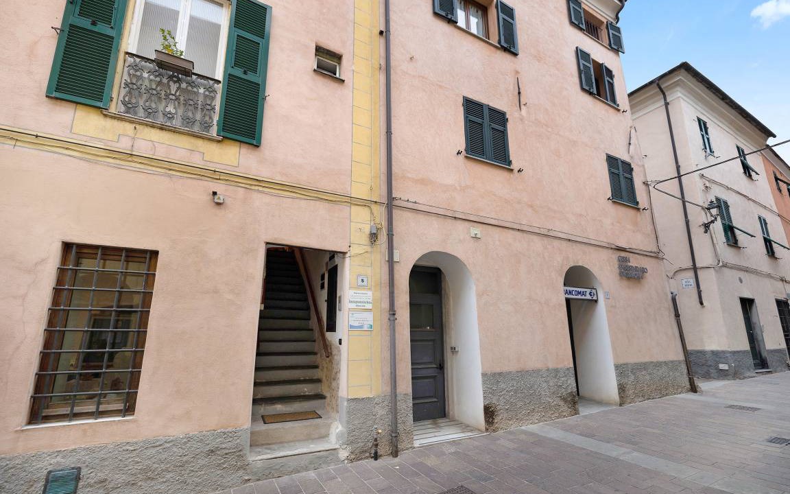 Cisano sul Neva House | 70 m² Farmhouse ∙ 1 bedroom ∙ 2 guests