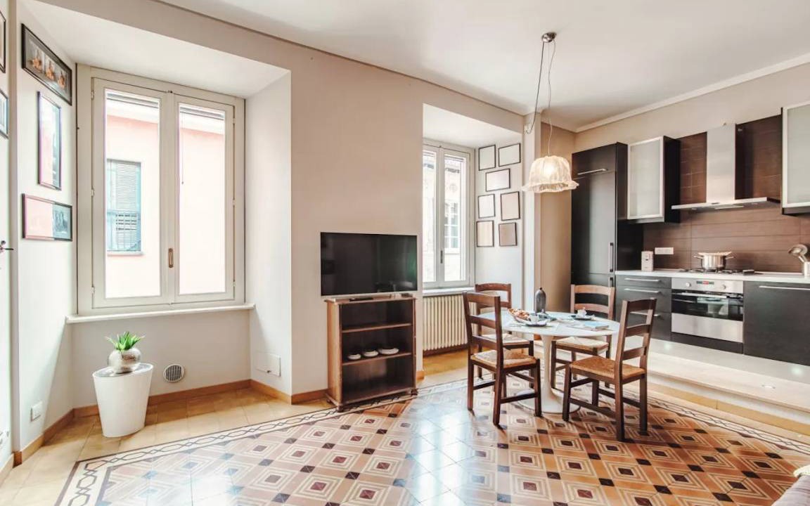 Como City Centre Apartment | 80 m² Apartment ∙ 1 bedroom ∙ 2 guests