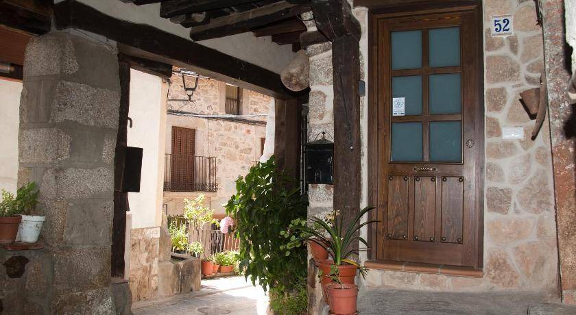 Pedro Bernardo House | 80 m² House ∙ 3 bedrooms ∙ 6 guests