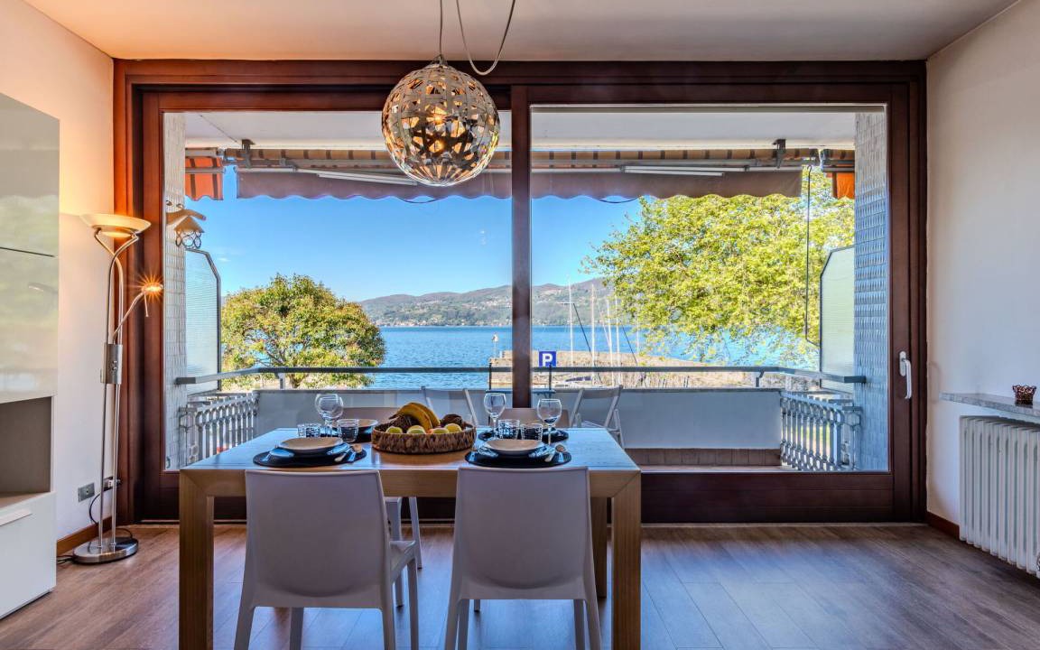 Ispra Apartment | 90 m² Apartment ∙ 2 bedrooms ∙ 4 guests