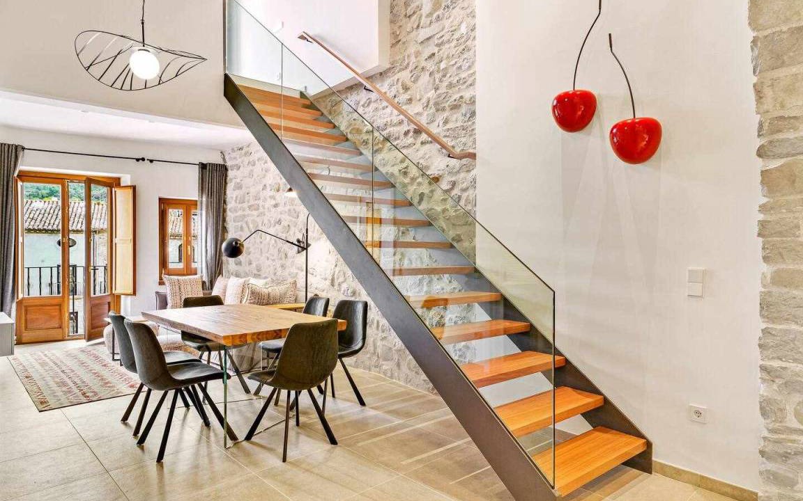 Besalu Apartment | 90 m² Apartment ∙ 3 bedrooms ∙ 6 guests