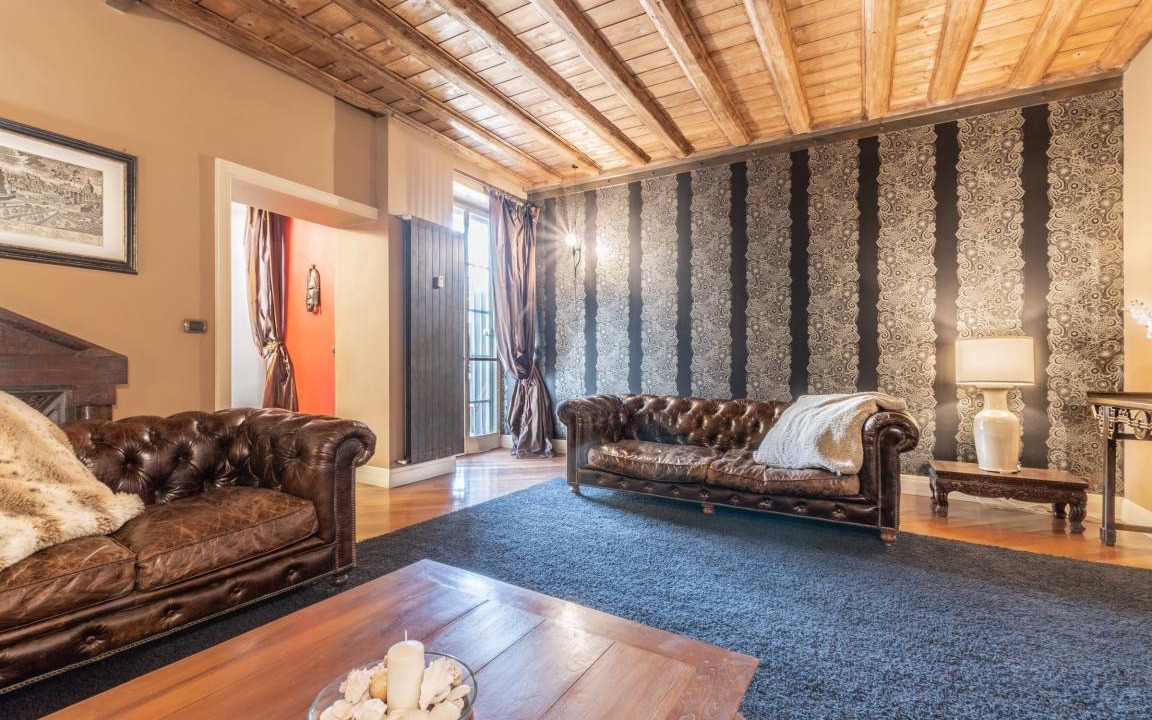 Historic Centre Apartment | 92 m² Apartment ∙ 1 bedroom ∙ 4 guests