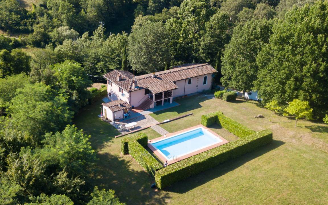 Borgo a Mozzano House | 99 m² House ∙ 4 bedrooms ∙ 8 guests
