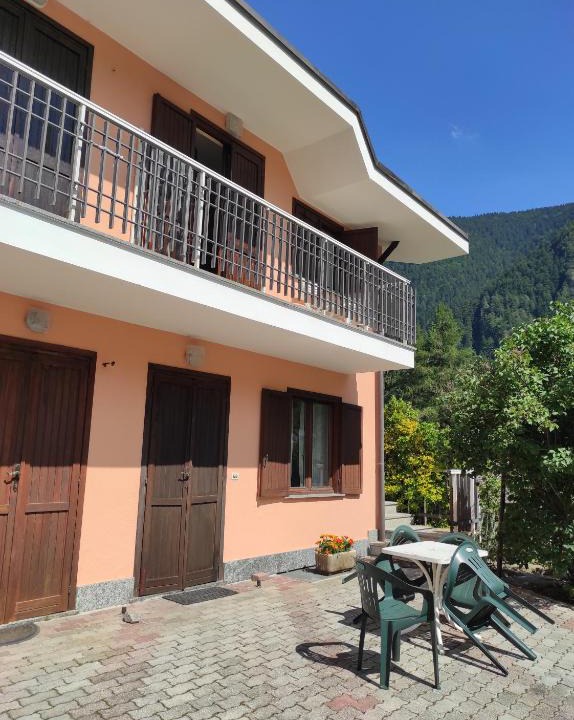 Prazzo Apartment | Affitti brevi la Rosa
