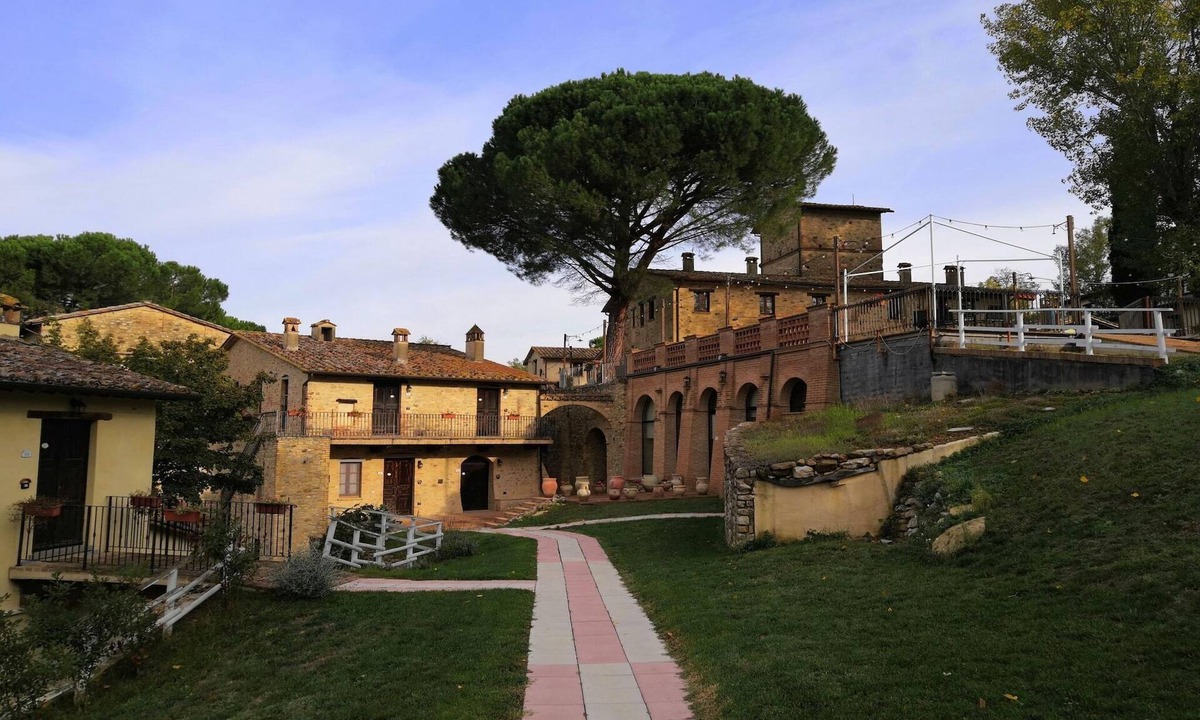 Montone Apartment | Agriturismo Borgo Pulciano in Montone