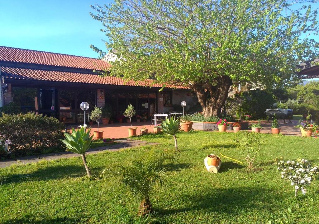 Mascali House | Agriturismo Il Pozzo Antico
