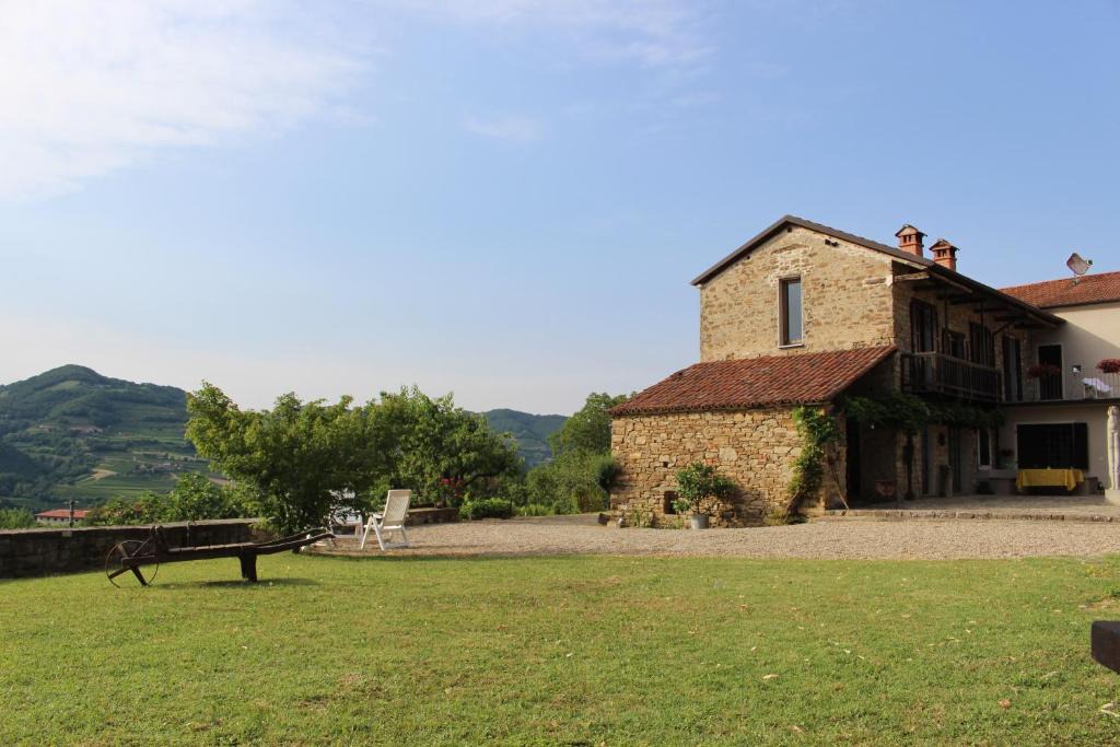 San Giorgio Scarampi House | Agriturismo La Verena