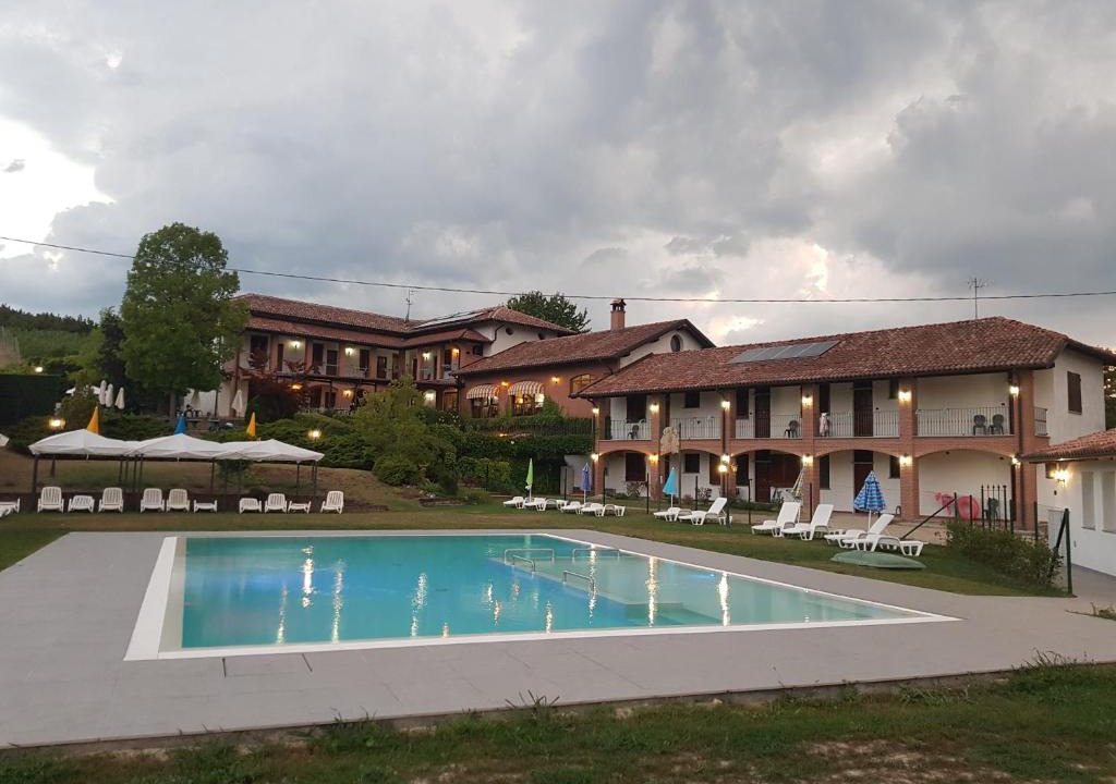San Marzano Oliveto House | Agriturismo Le Due Cascine