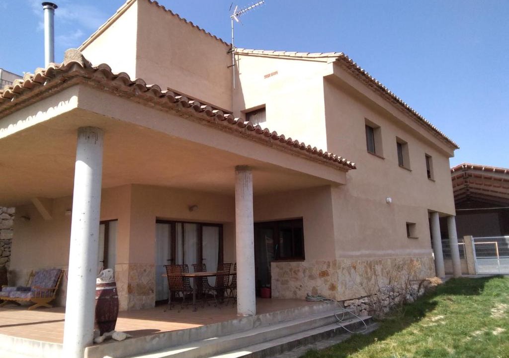 Casas Altas Hostel | Albergue Fuente Bellido