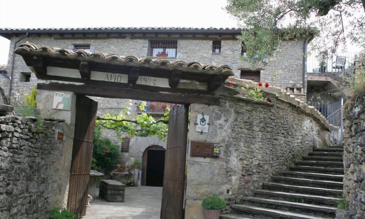 Barcabo Cottage | Almazorre: Country holiday home - ALMAZORREApartment in Farmhouse