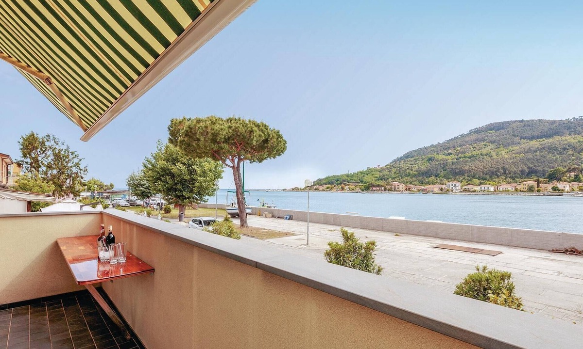 Fiumaretta House | Amazing home in Fiumaretta-Ameglia SP