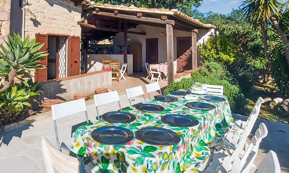 Modica House | Amazing home in Modica with sauna
